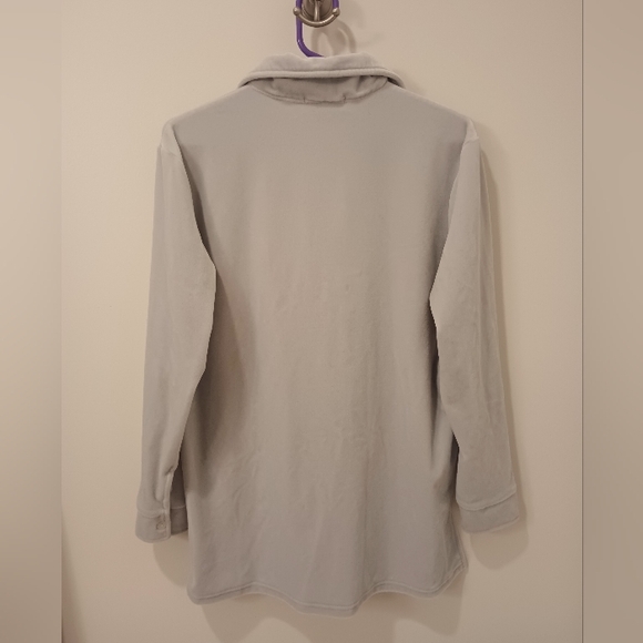 Express button down - Picture 2 of 4